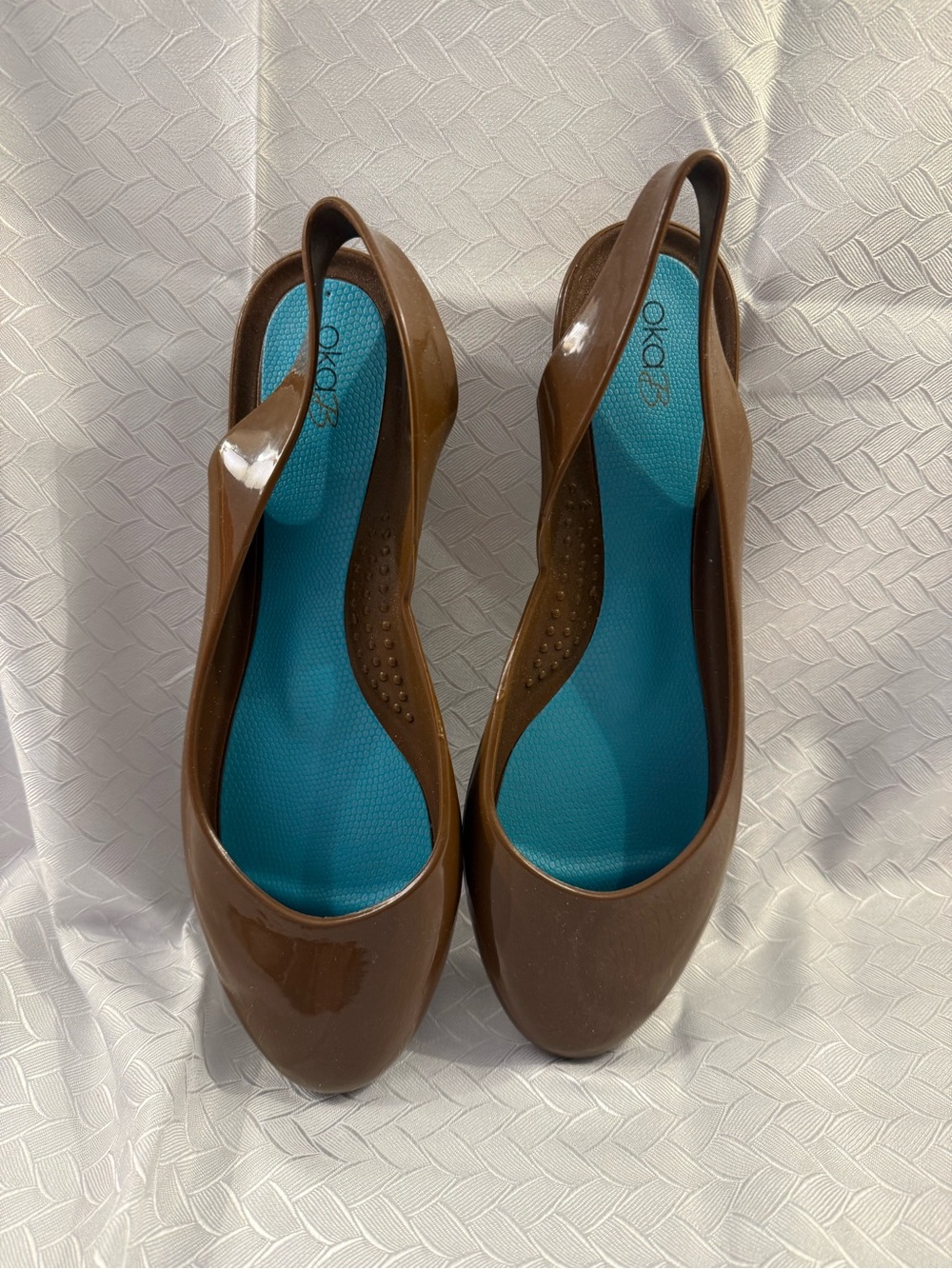 OKA b. Brown Slingback Flats with Blue Insole